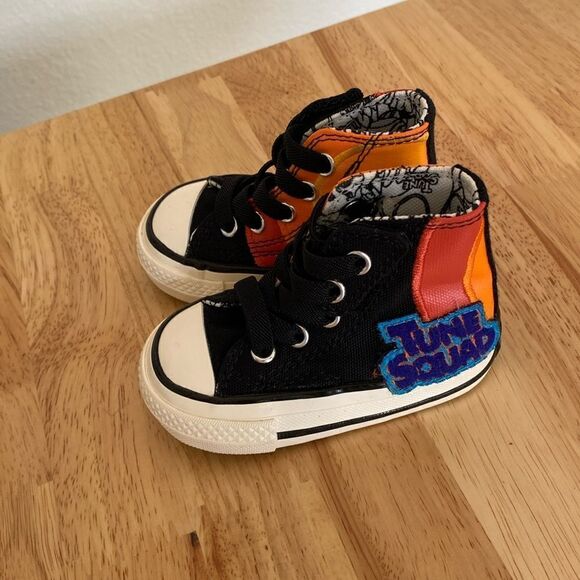 Converse Tune Squad Infant Shoes 70 x Space Jam - Picture 1 of 12